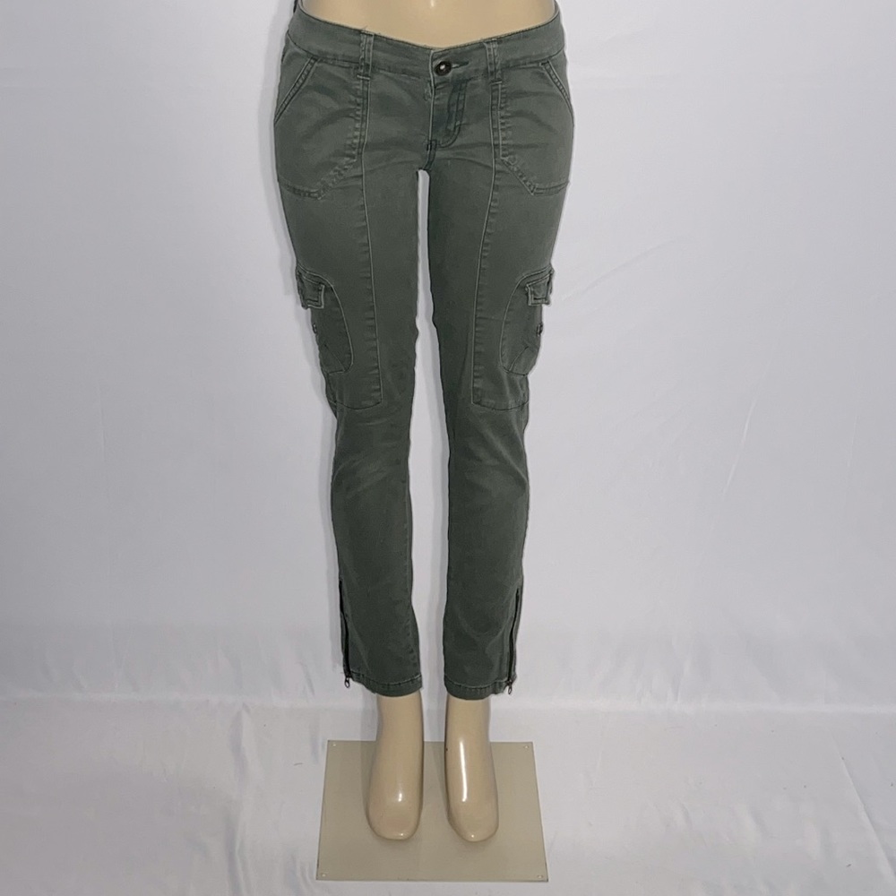 Union Bay Stretch Green Cargo Pants!